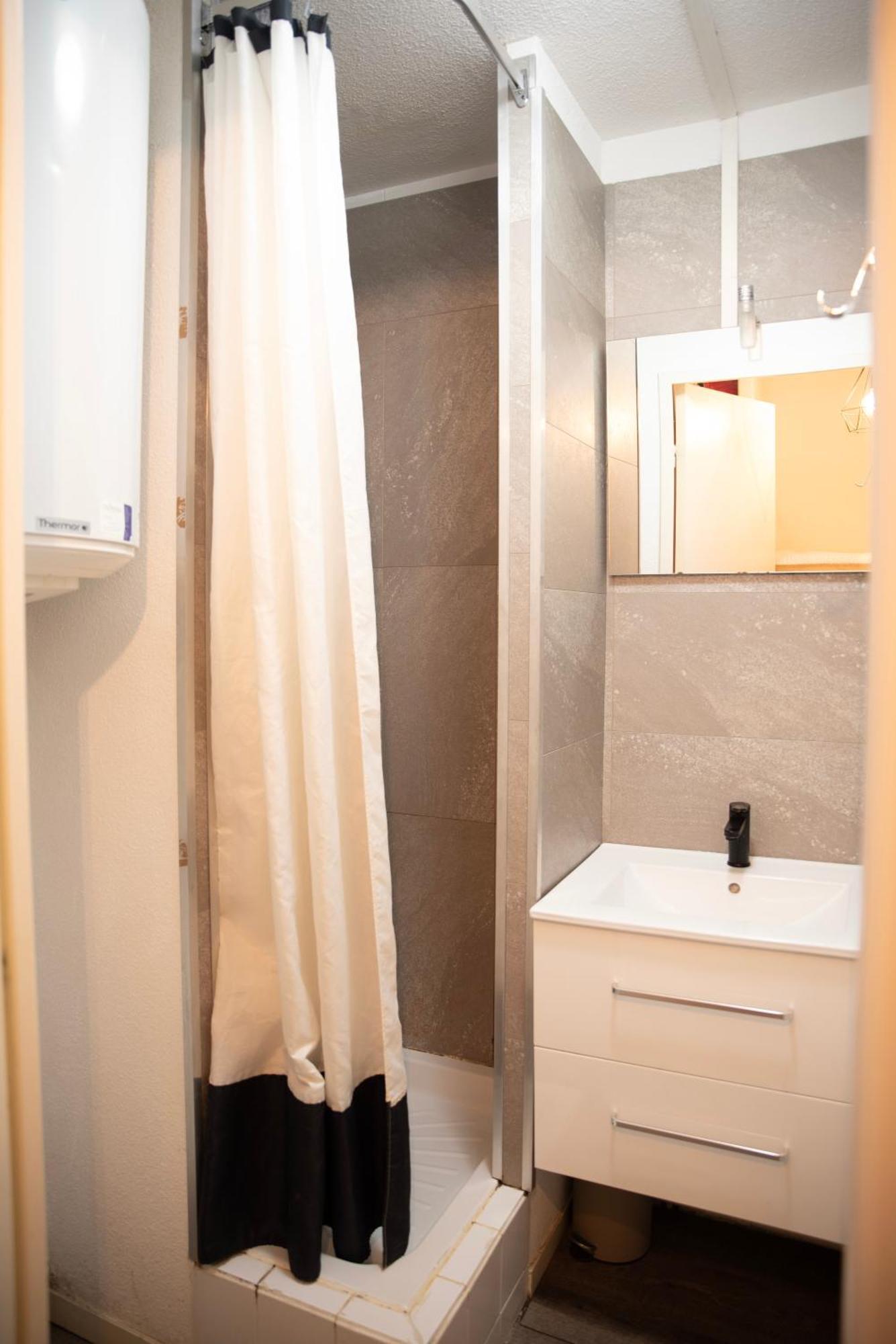 Poutran 2, Studio 4 Personnes Au Pied Des Pistes Avec Grande Terrasse Oz Exterior foto